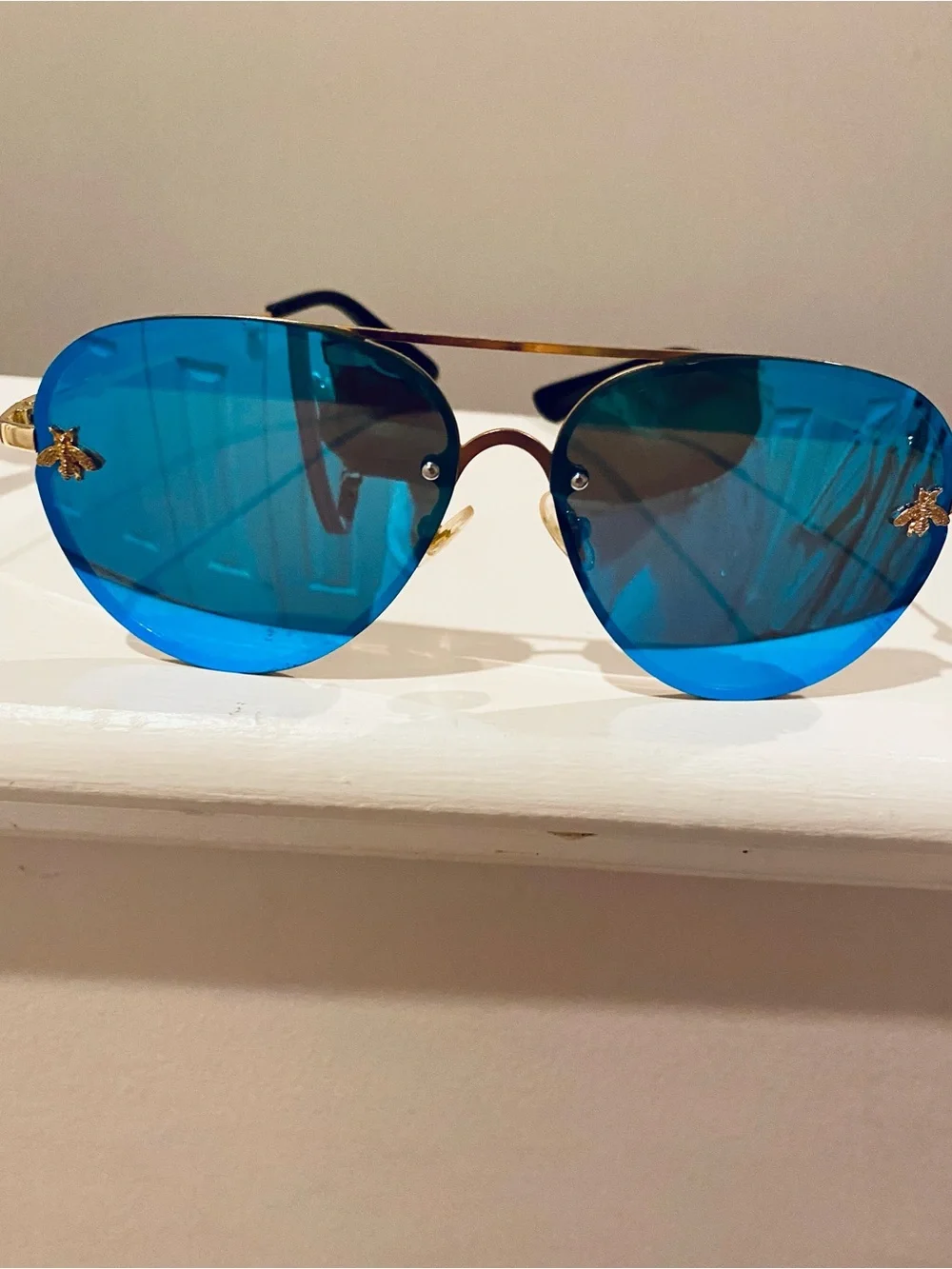 Lightweight blue mirror fashion sunglasses